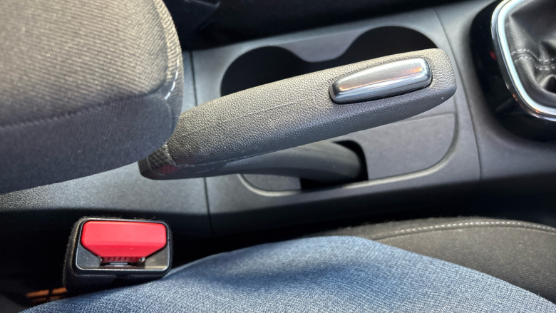 Vauxhall Crossland X 1.2T ecoTec [110] SE Nav 5dr [Start Stop] Petrol Hatchback